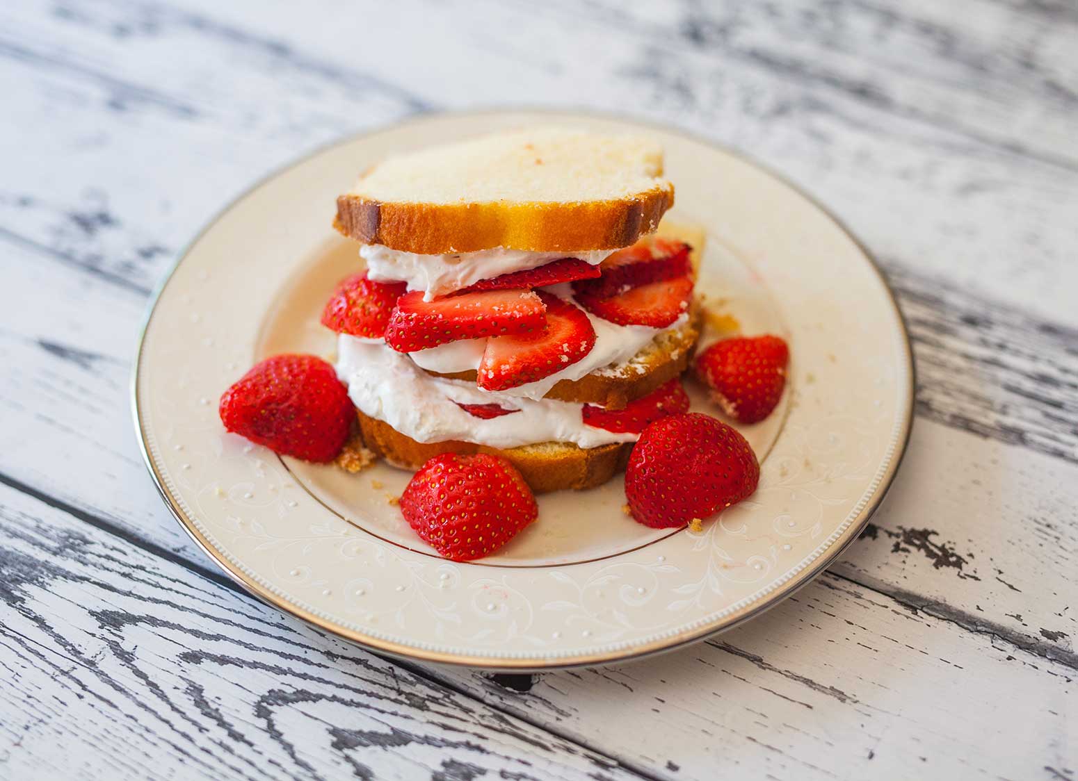 strawberry shortcake dessert